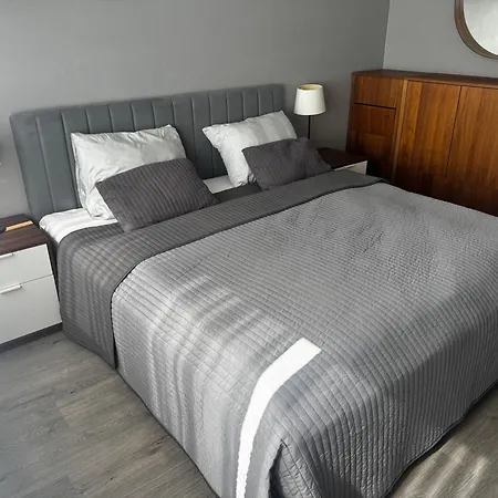 Stromova - Two Bedroms * براتسيلافا