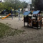 Stromova - Two Bedroms Apartment *